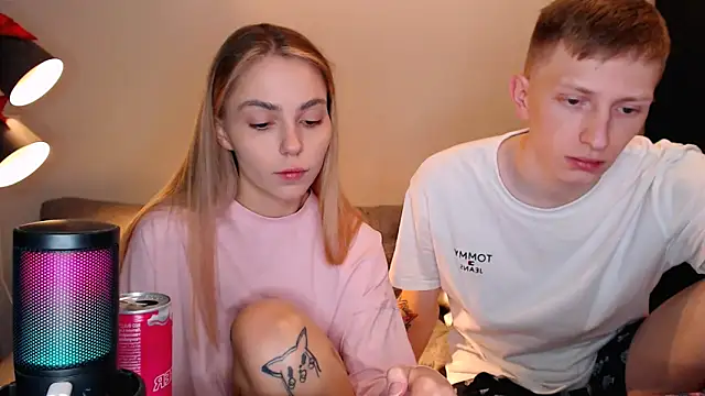juliaanddima online show from October 2025 11:16:01 PM