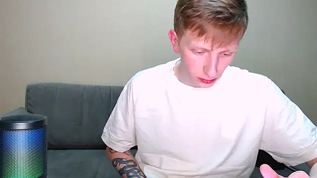 juliaanddima online show from February 2026 11:37:01 PM