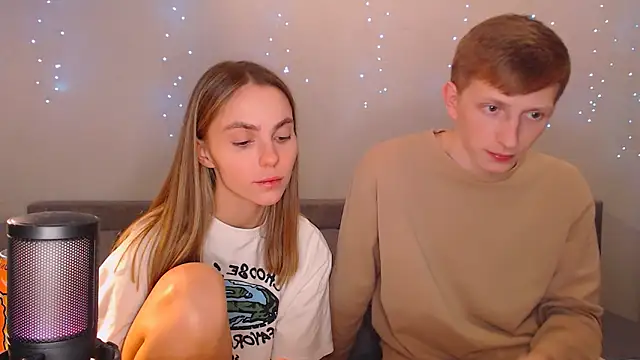 juliaanddima online show from March 2025 12:29:02 AM