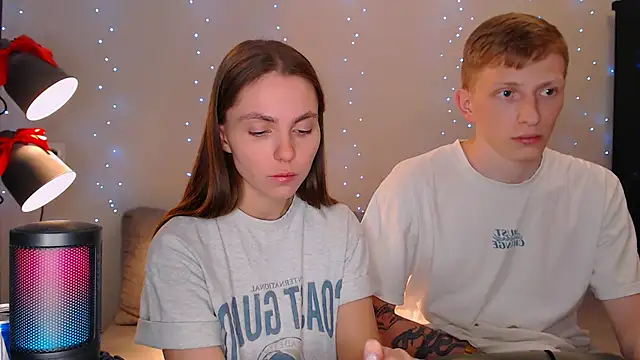 juliaanddima online show from February 2025 12:35:02 AM
