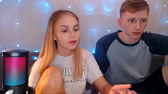 juliaanddima online show from September 2025 01:16:02 AM