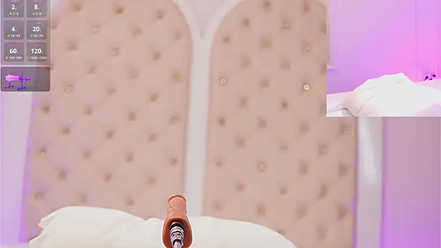 caroline adams  online show from February 2026 11:15:02 PM