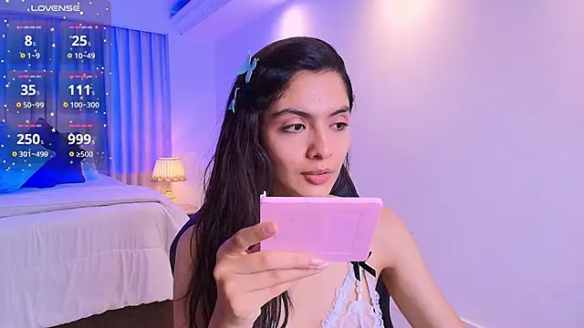 miiaa evans online show from March 2025 03:33:02 AM