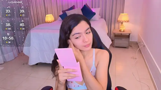 miiaa evans online show from February 2025 03:40:01 AM