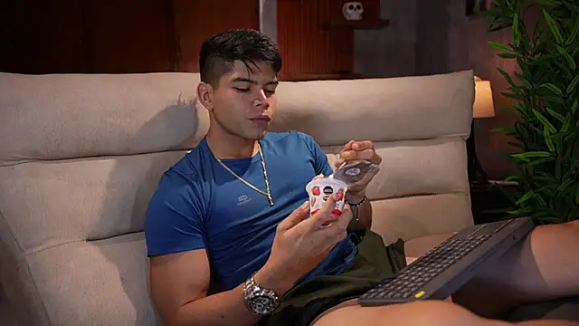 David capizzi  online show from November 2025 12:20:02 PM