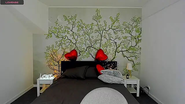 Snapshot of Linda_EX chatting on March 2025 08:10:02 PM Linda EX online show from March 2025 08:10:02 PM