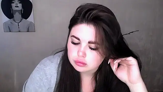 Emily Mo online show from September 2025 05:30:02 AM
