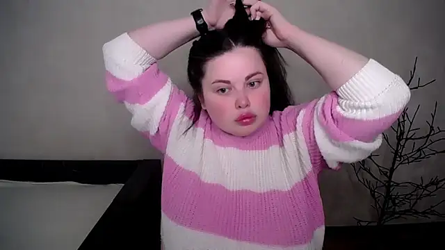 Emily Mo online show from May 2026 06:29:01 AM