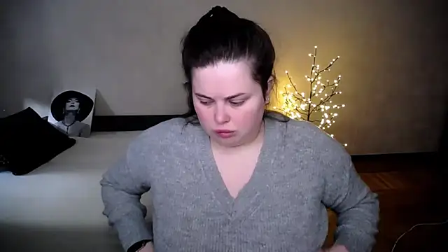 Emily Mo online show from April 2026 06:04:01 AM