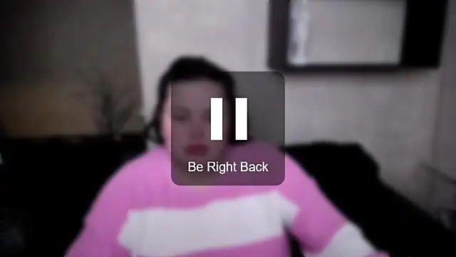 Emily Mo online show from November 2025 06:29:01 AM