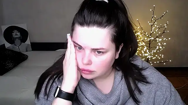 Emily Mo online show from April 2026 05:53:02 AM