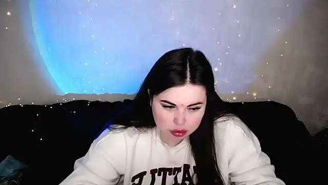 Emily Mo online show from March 2026 07:05:01 AM