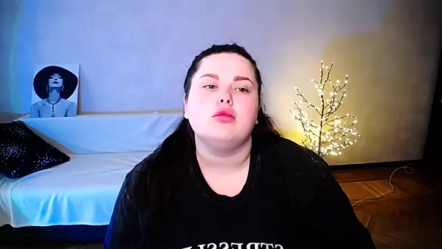Emily Mo online show from June 2026 05:41:01 AM