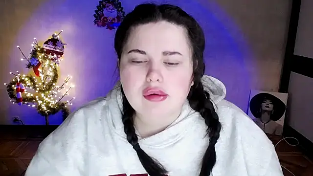 Emily Mo online show from January 2026 06:28:01 AM