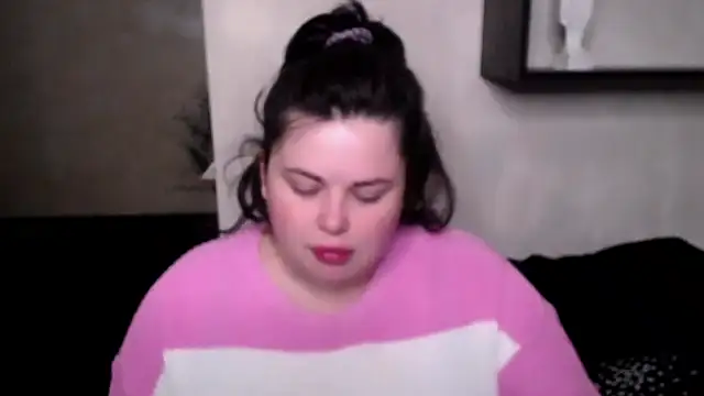 Emily Mo online show from October 2025 05:20:01 AM