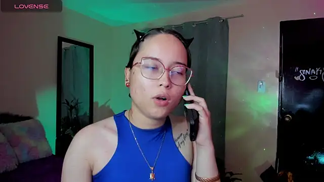 shantalc3rezo online show from February 2026 07:45:02 PM