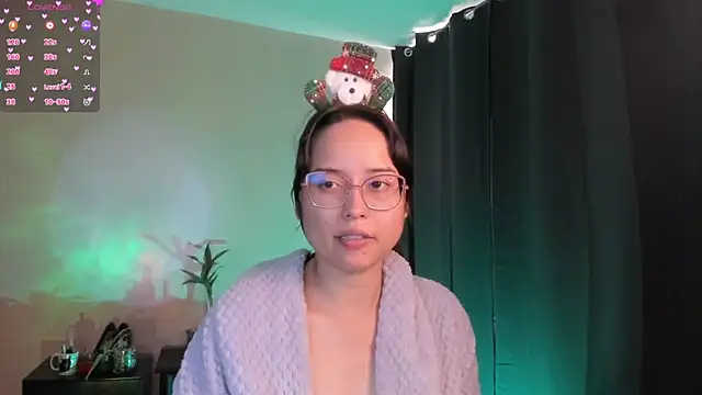 shantalc3rezo online show from December 2025 07:17:01 PM