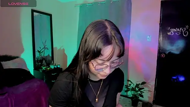 shantalc3rezo online show from February 2026 08:55:02 PM