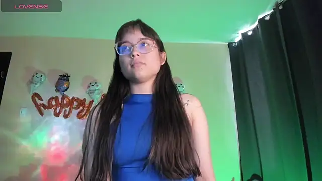 shantalc3rezo online show from October 2025 07:46:02 PM