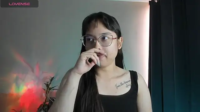 shantalc3rezo online show from October 2025 08:54:01 PM