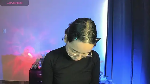 shantalc3rezo online show from November 2025 08:23:02 PM