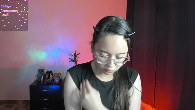 shantalc3rezo online show from December 2025 08:06:02 PM