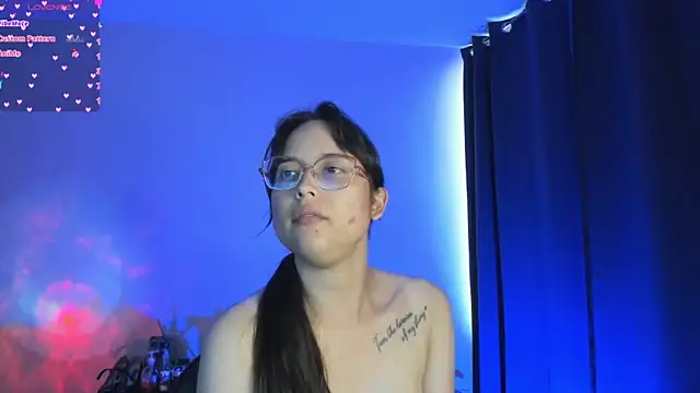 shantalc3rezo online show from November 2025 08:24:01 PM