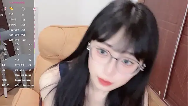 4uoki online show from July 2026 03:51:01 PM