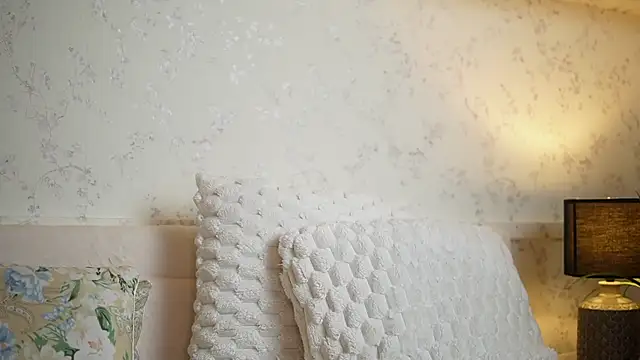 AmyKaiya online show from April 2026 08:32:02 PM