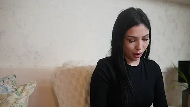 AmyKaiya online show from April 2026 08:24:01 PM