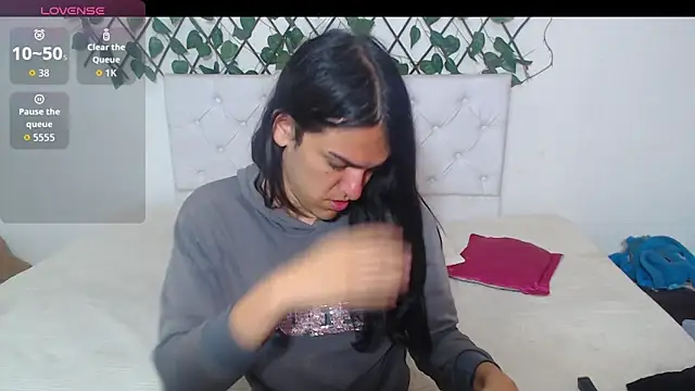 sweet1Girl online show from April 2026 12:07:02 PM