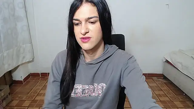 Snapshot of sweet1Girl chatting on May 2026 12:04:02 PM sweet1Girl online show from May 2026 12:04:02 PM