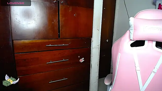 Snapshot of eva_six chatting on January 2025 12:48:02 AM eva six online show from January 2025 12:48:02 AM