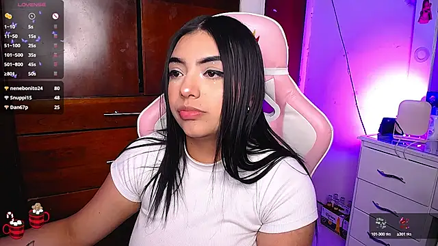 Snapshot of eva_six chatting on January 2025 10:30:02 PM eva six online show from January 2025 10:30:02 PM