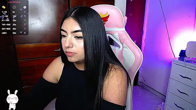 Snapshot of eva_six chatting on December 2024 07:48:02 PM eva six online show from December 2024 07:48:02 PM