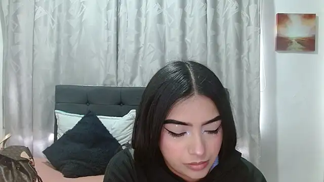 Snapshot of eva_six chatting on October 2025 06:53:02 PM eva six online show from October 2025 06:53:02 PM