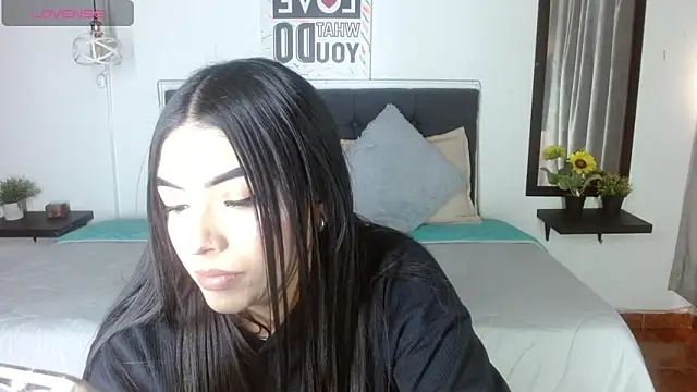 Snapshot of eva_six chatting on October 2025 06:08:01 PM eva six online show from October 2025 06:08:01 PM