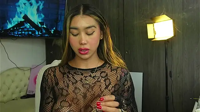 liah v online show from April 2026 02:29:01 AM