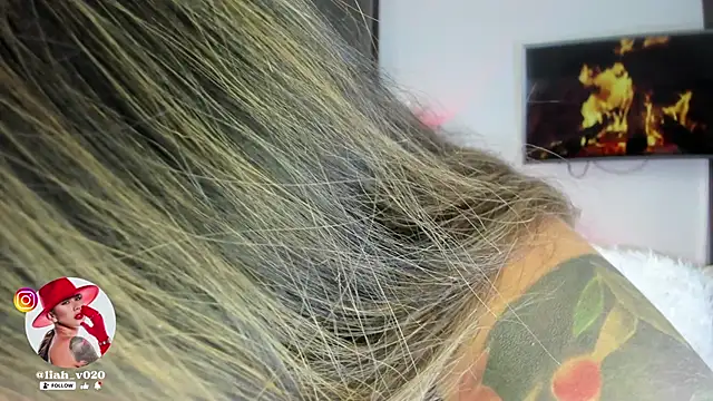 Snapshot of liah_v chatting on March 2025 08:46:02 PM liah v online show from March 2025 08:46:02 PM