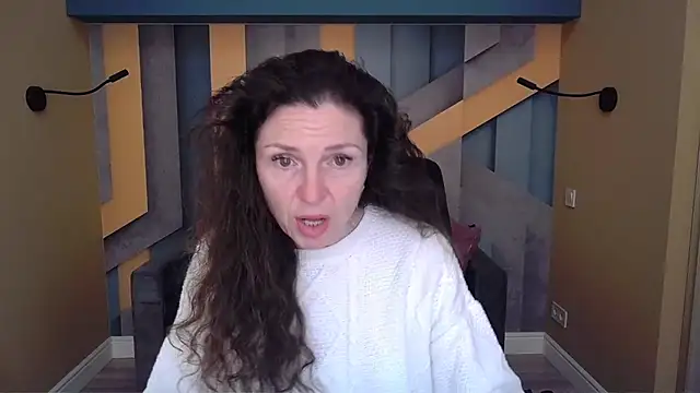 EllaLong online show from January 2026 12:33:02 PM