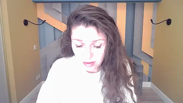 EllaLong online show from February 2026 12:35:01 PM