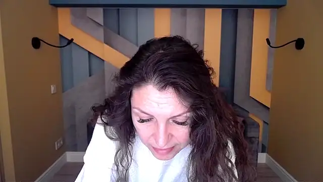 EllaLong online show from February 2026 12:29:01 PM