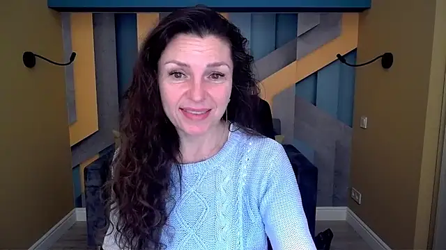 EllaLong online show from February 2026 12:27:01 PM