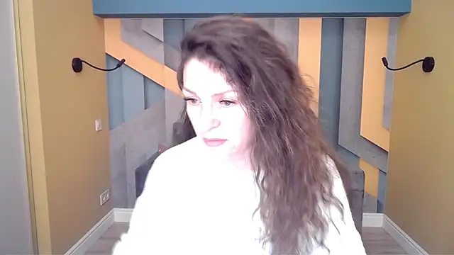 EllaLong online show from February 2026 12:27:01 PM