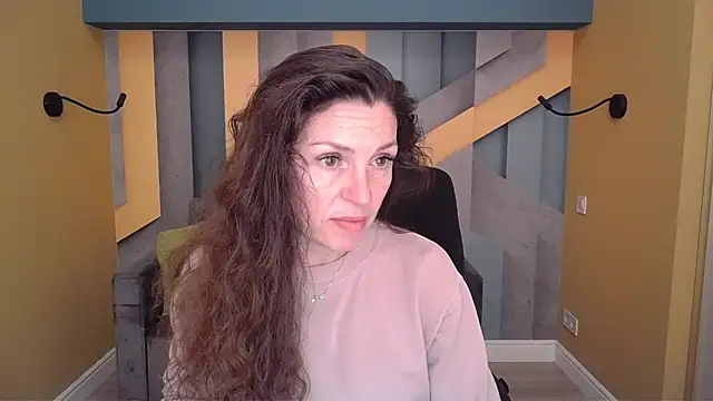 EllaLong online show from March 2026 12:29:01 PM