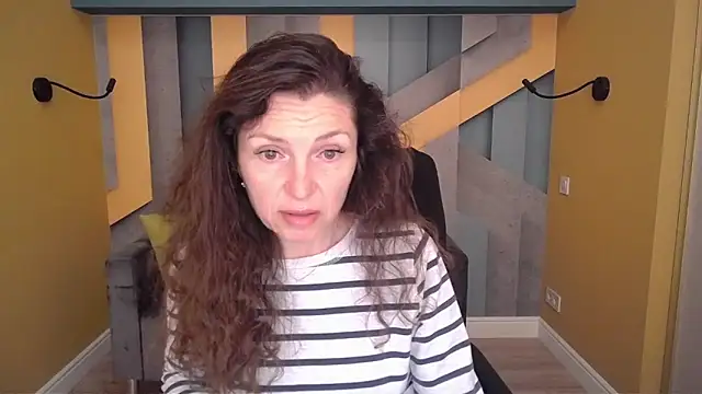 EllaLong online show from March 2026 11:23:02 AM