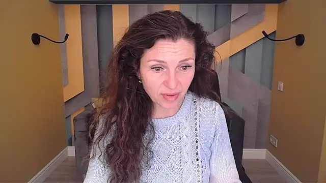 EllaLong online show from April 2026 11:34:02 AM