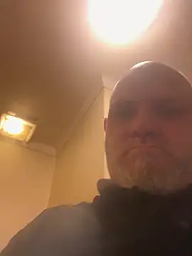 Snapshot of mrscum4u chatting on October 2025 04:11:02 AM mrscum4u online show from October 2025 04:11:02 AM