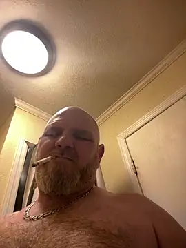 Snapshot of mrscum4u chatting on February 2025 03:47:02 AM mrscum4u online show from February 2025 03:47:02 AM
