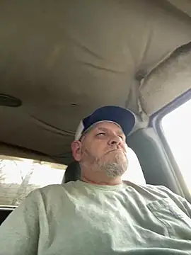 Snapshot of mrscum4u chatting on February 2025 01:35:02 PM mrscum4u online show from February 2025 01:35:02 PM